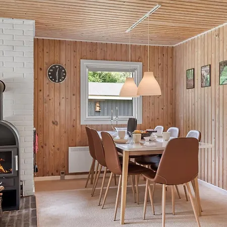 Farthin - 800m From The Sea By Interhome Feriehus *