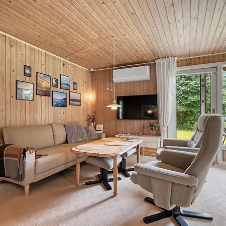 Farthin - 800m From The Sea By Interhome