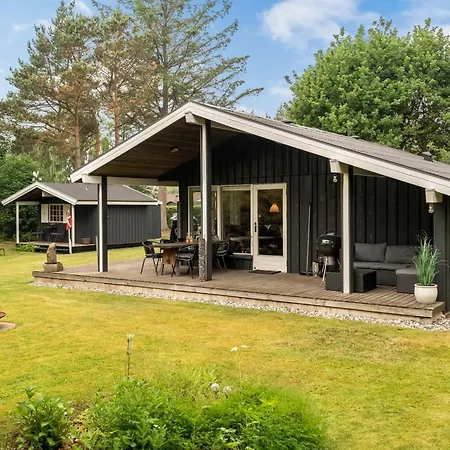 בית נופש Farthin - 800m From The Sea By Interhome